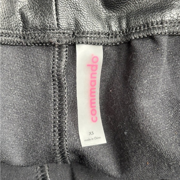 Commando Black Faux Leather Jogger Pants Relaxed Fit Stretch Taper Leg small - Picture 14 of 14